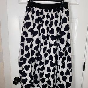 Shein Skirt. Black Hearts Pattern  3XL
